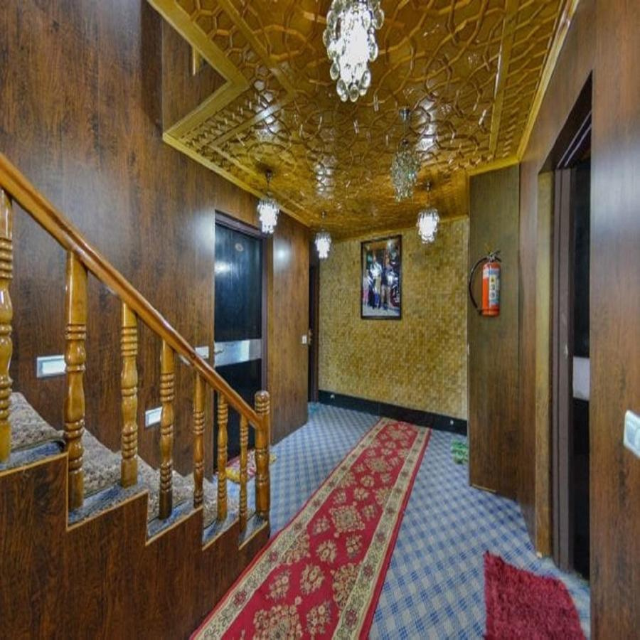 Hotel Sheen Srīnagar Kültér fotó